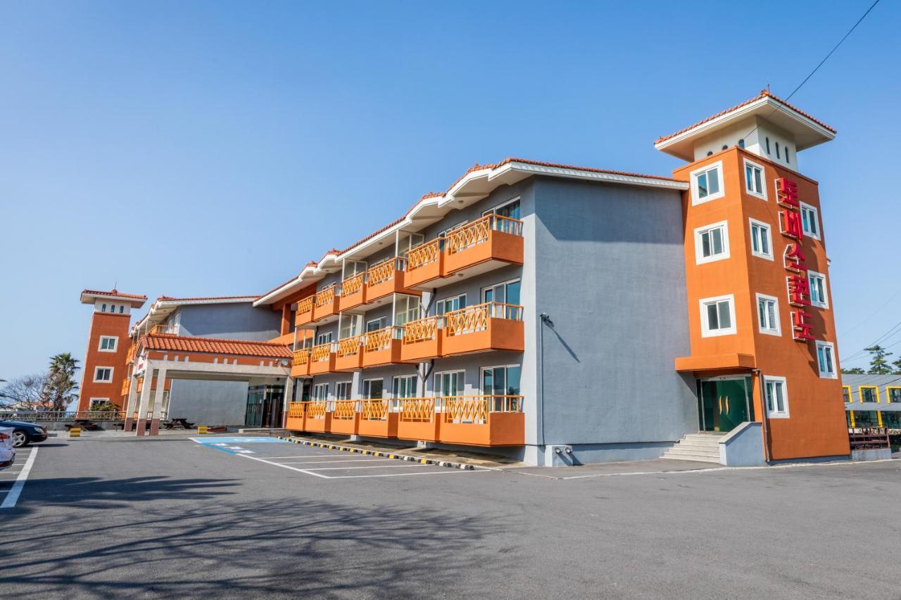 Jeju Tovice Condo Family Exterior foto
